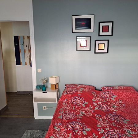 Appartement Cosy Avec Jardin Et Parking جينوفييه المظهر الخارجي الصورة